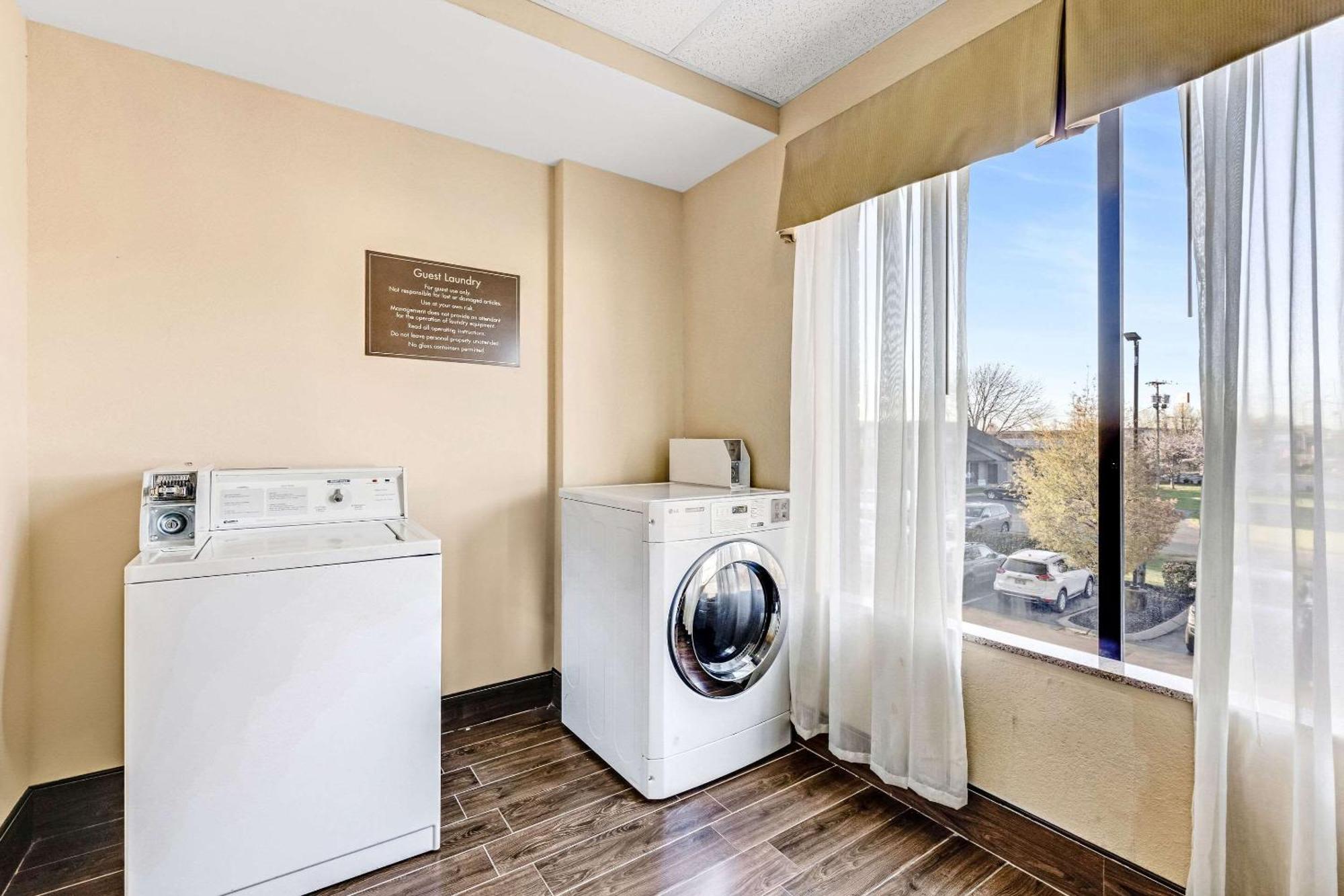 Comfort Suites Murfreesboro Εξωτερικό φωτογραφία